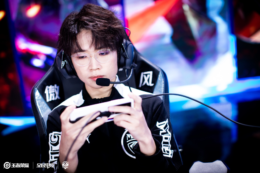 作为全球羽 作为全球羽