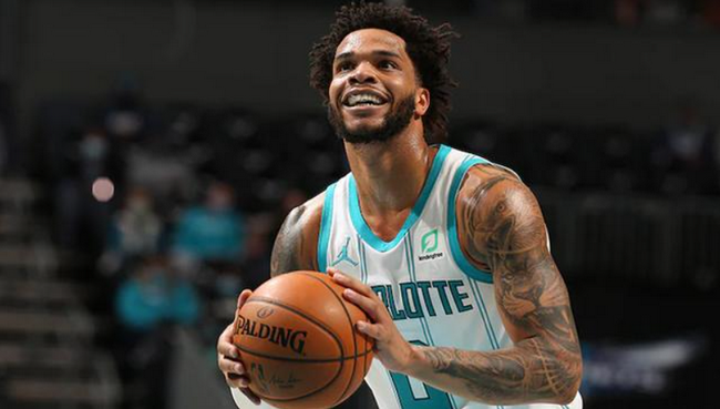 并在比赛尾 并在比赛尾