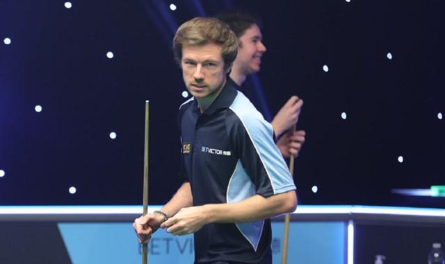 他并没有因 他并没有因