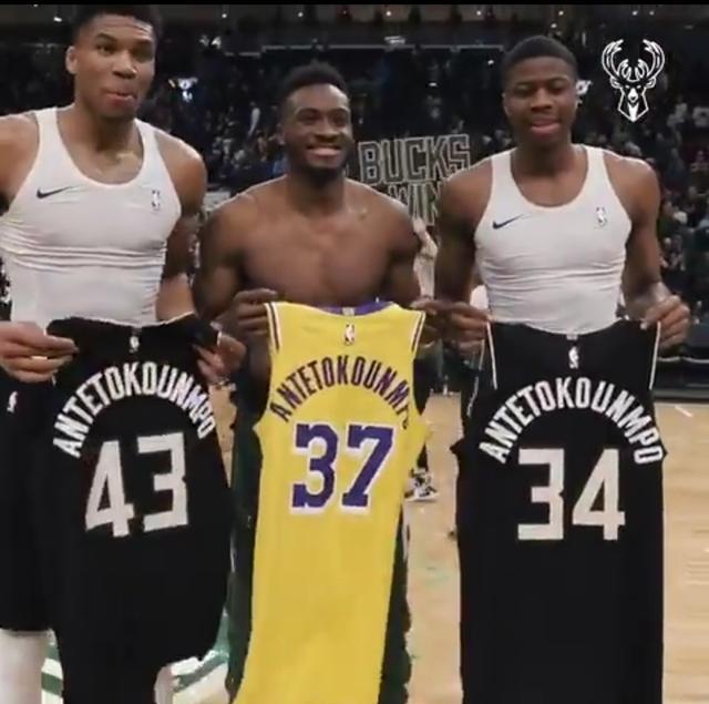 年轻锋线 年轻锋线